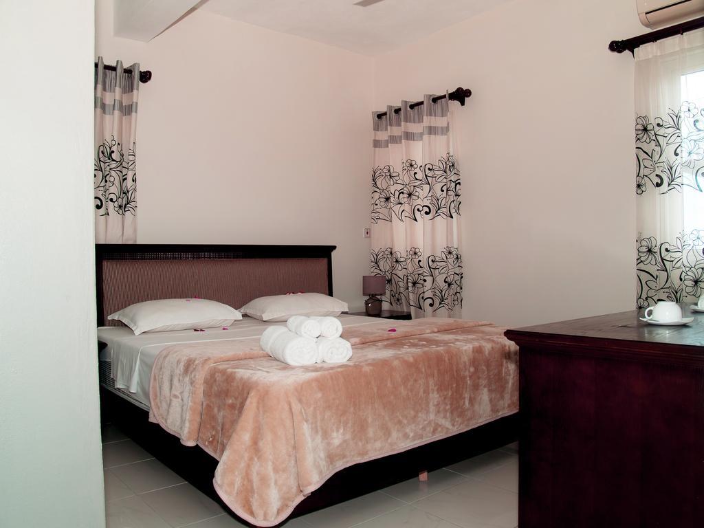 Mo Residence Pereybere Beach Exterior photo