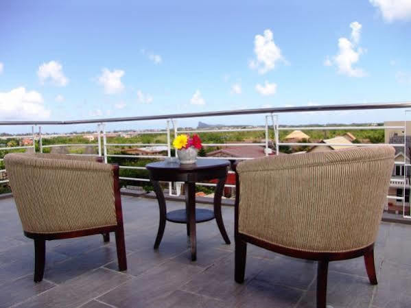 Mo Residence Pereybere Beach Exterior photo